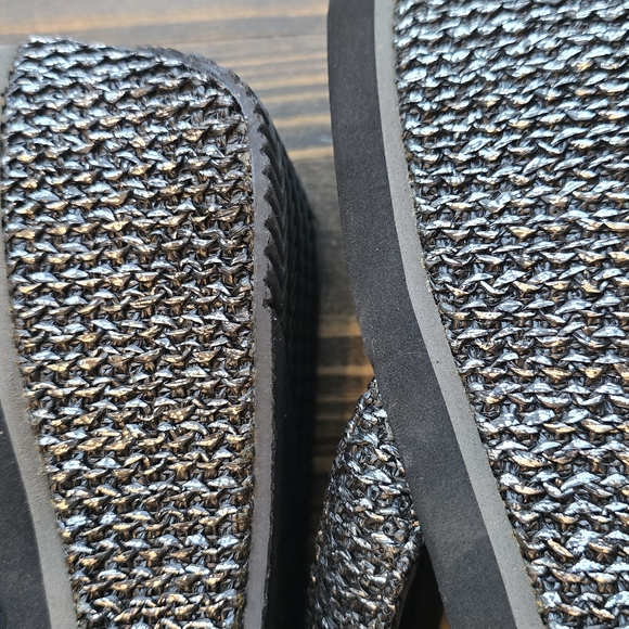 Volatile Women's Black Sandals - Picture 9 of 10